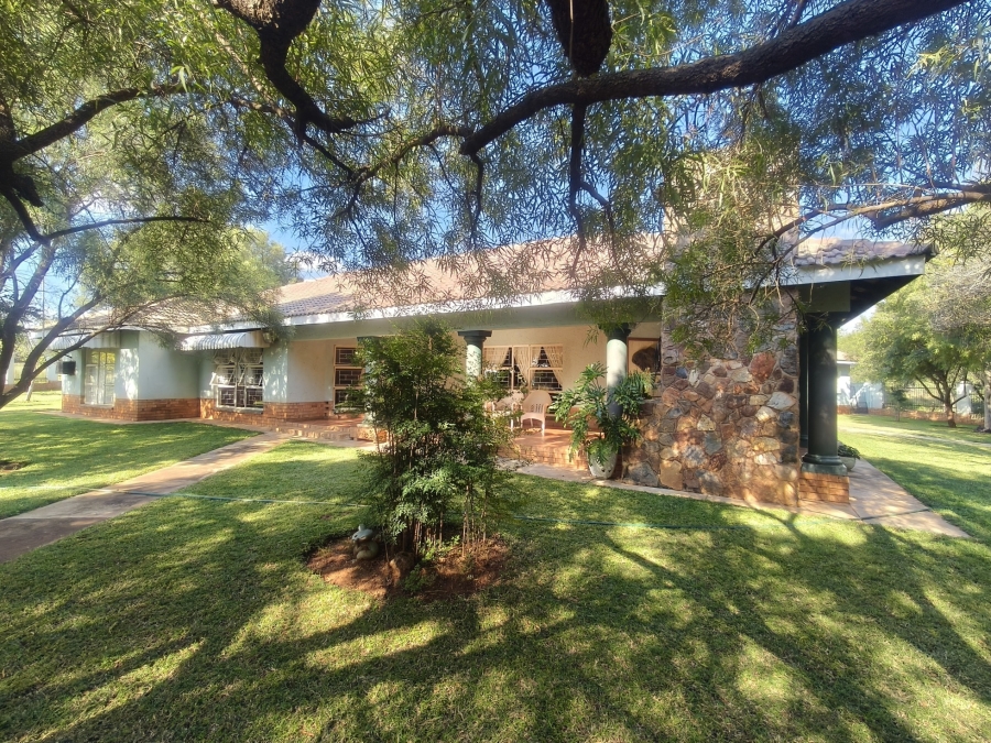 2 Bedroom Property for Sale in Swartruggens North West